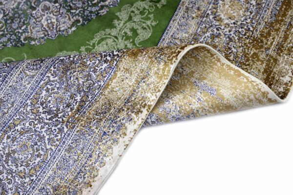 سجاد كلاسيك حرير لوليا تركي - اخضر ومتعدد الالوان