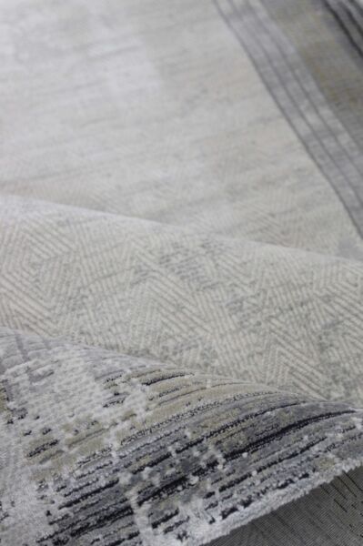 سجاد أطياف كريمي ورمادي