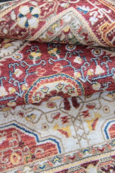 سجاد جيهان - نُــوران الفاخر - احمر وبيج