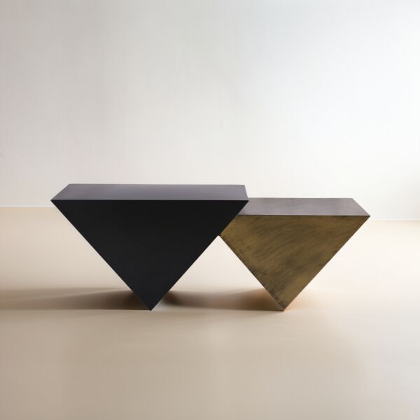 طاولة قهوة لوفال - اسود وبرونزي