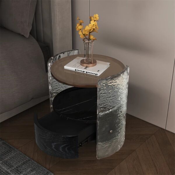 كومودينو رينا - اسود وذهبي