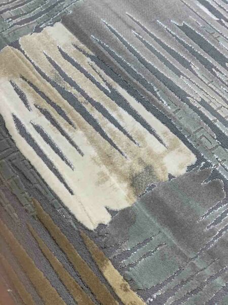 سجاد كابو- لون ابيض وبني ورمادي