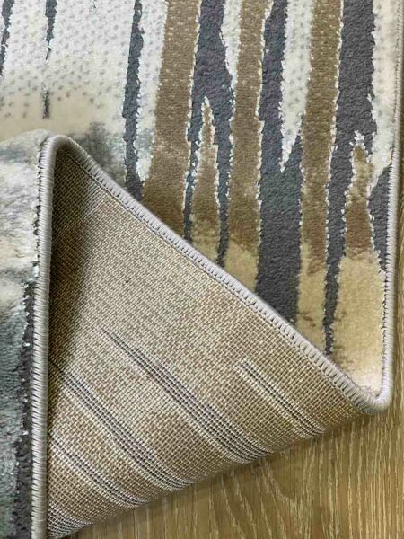 سجاد كابو- لون ابيض وبني ورمادي