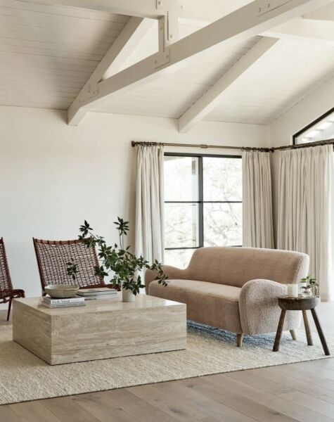 طاولة قهوة بوكس رخام ترافنتينو