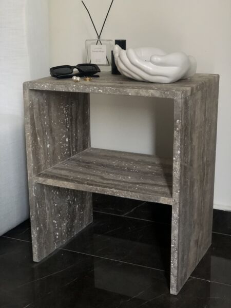 طاولة جانبية مع رف غراي رخام ترافنتينو