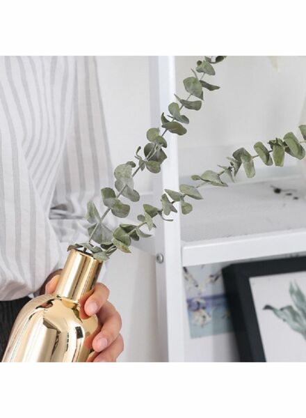 فازة ذهبية بورسلين بطابع أوروبي - ذهبي