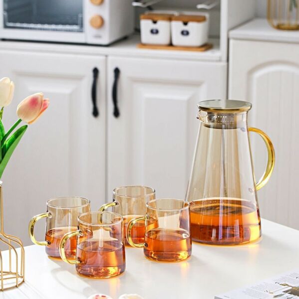 طقم ابريق مع 4 أكواب ليزلي