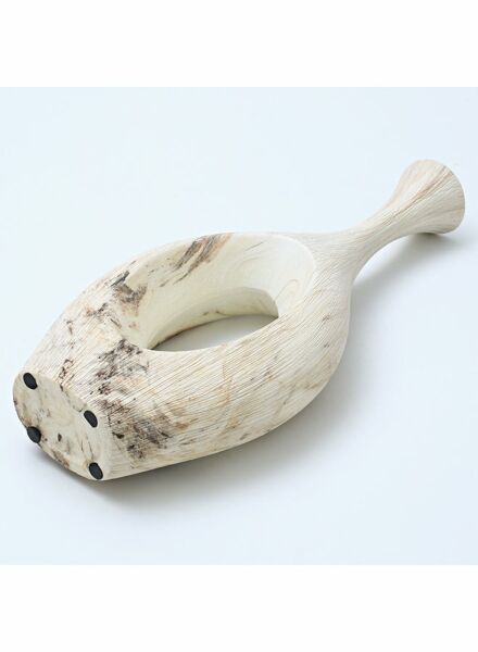 مزهرية سيراميك بتصميم خشبي مصقول