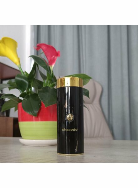 مبخرة محمولة مع غطاء قابل للتدوير - أسود وذهبي