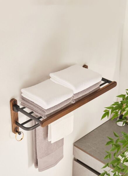 حامل مناشف جداري