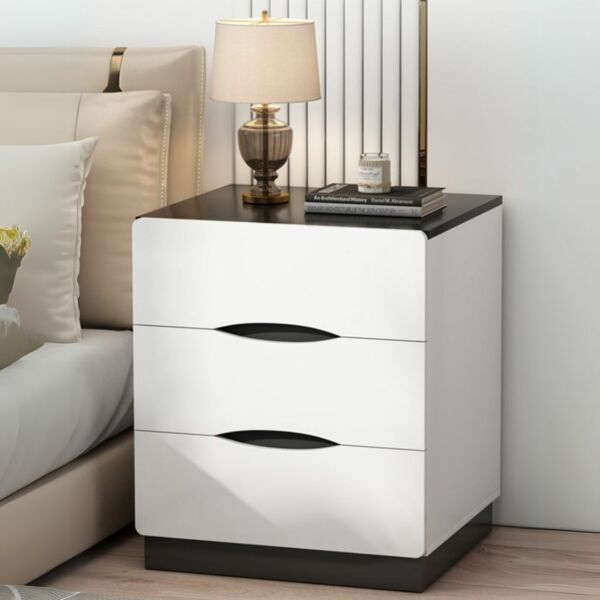 كومودينو الفرتو - ابيض