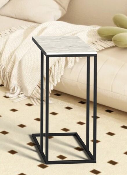 طاولة جانبية روست - اسود