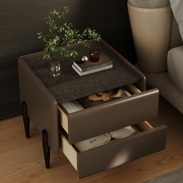 كومودينو تشيلو - بني واسود