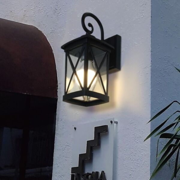 جداري خارجي اسود E27 بدون لمبة لولاج