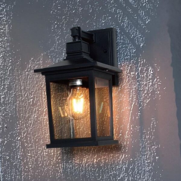 جداري خارجي اسود E27 بدون لمبة بيتر