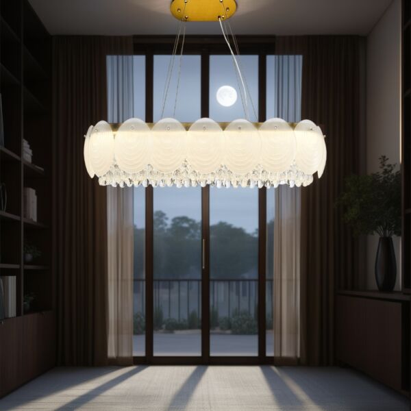 ثريا نيوكلاسيك بتصميم فريد - ذهبي