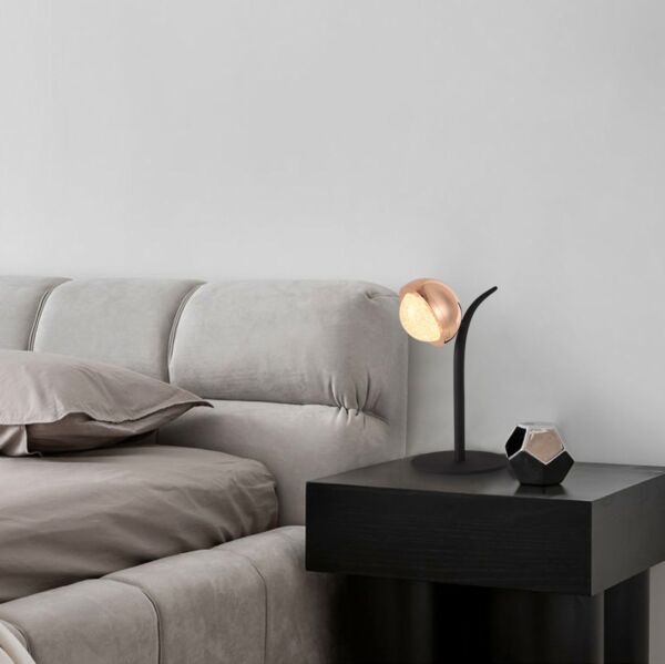 ابجورة طاولة مودرن 6 واط ايلا - أسود