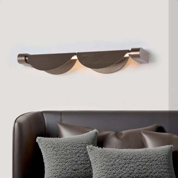 إبليك جداري داخلي مودرن 10 واط - نحاسي