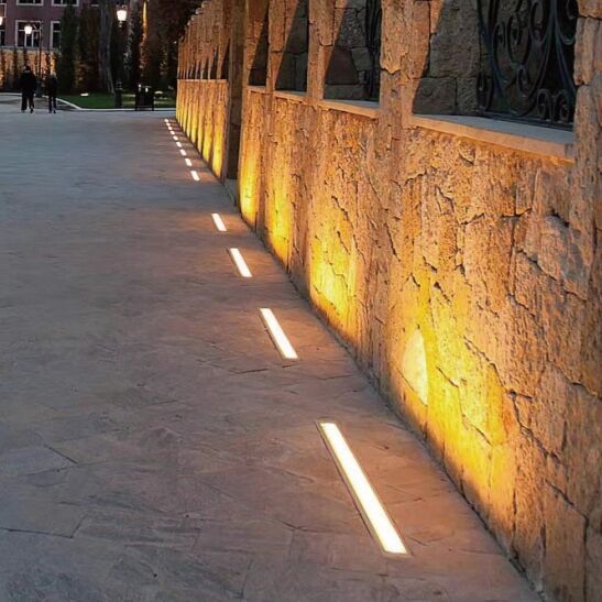 إنارة أرضية وال وشر 24 واط قابل للتوجيه - 53سم