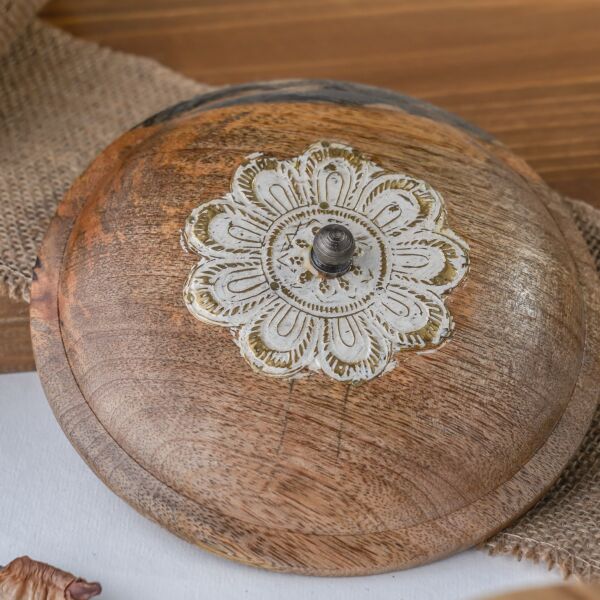 تمرية أمارسي - لون أبيض وبيج