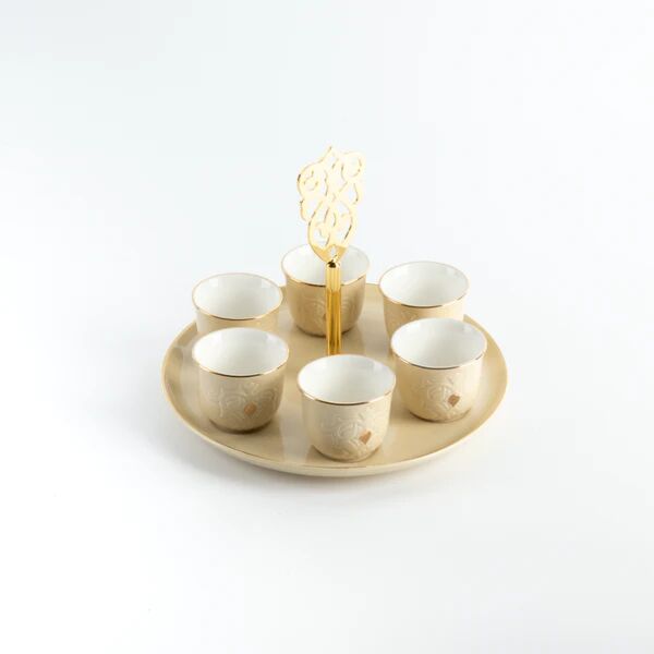 طقم فنجان قهوة سعودية مع ستاند من نقش - عاجي وذهبي