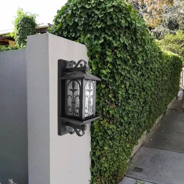 اضاءة جدارية فانوس كوتا - اسود