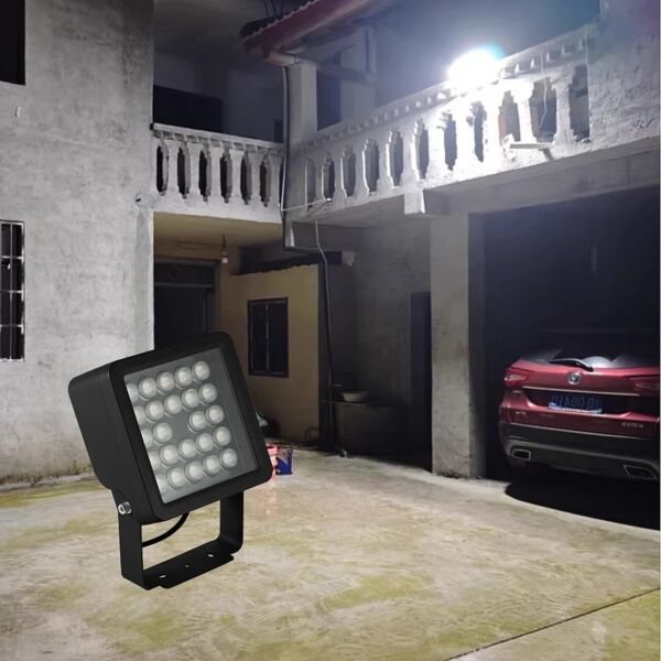 كشاف خارجي انارة اصفر فلود لايت 50 واط