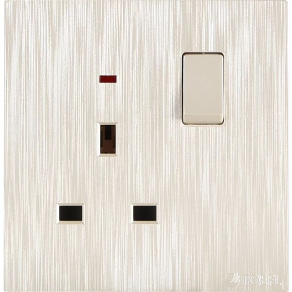 فيش ثلاثي مع مفتاح 13 امبير توفل - بيانو لولي