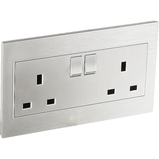 فيش ثلاثي مزدوج مع مفتاح مستطيل لون فضي توفل