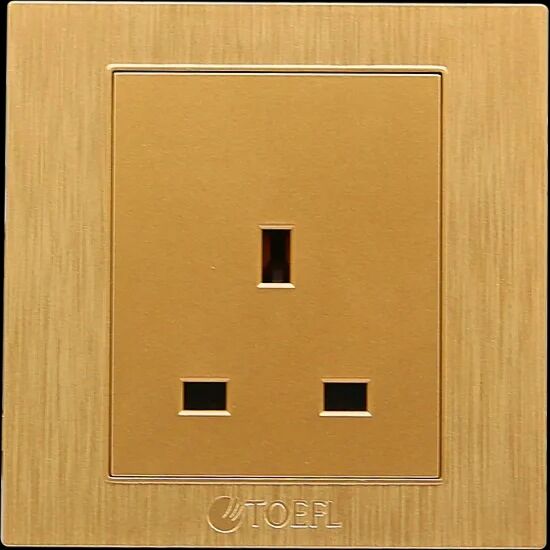 فيش ثلاثي 13 امبير لون ذهبي قولد توفل