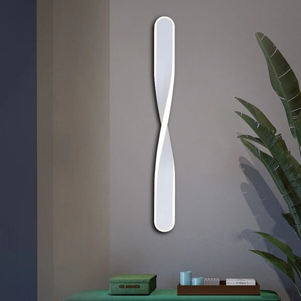 ابليك جداري مودرن مع 3اضاءات - ابيض