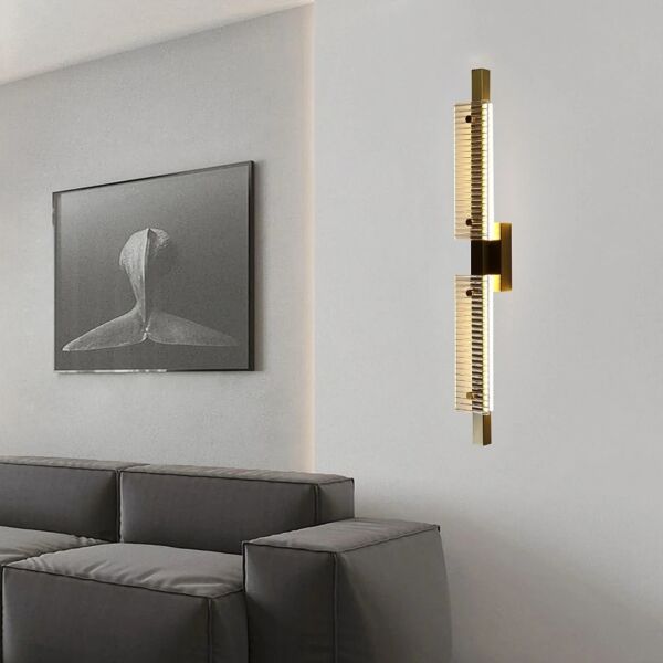 إضاءة جدارية لون الانارة أصفر 12 واط