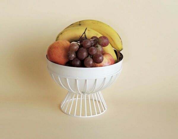 وعاء تقديم بقاعدة مع ستاند اريبيا - ابيض