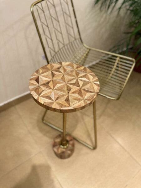 طاولة جانبية نقش مثلثات قطر ٢٧ سم - اندستيريل 