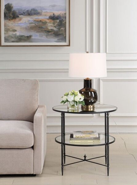 طاولة جانبية دائرية هينزلر مع سطح مرآة