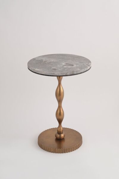 طاولة جانبية شوتال