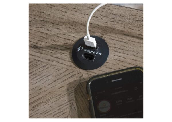 طاولة جانبية لوياسكا