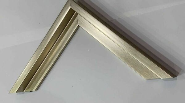 لوحة جبسية مقاس 40x220 سم رايا - برواز شامبين