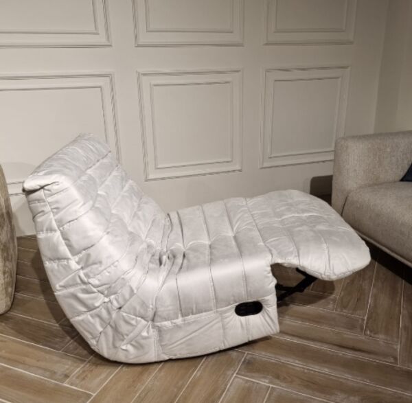 كرسي مفرد استرخاء دوار هزاز - أبيض