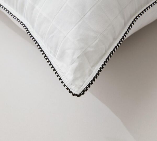 وسادة فندقية قطن 300TC دعم عالي للرقبة