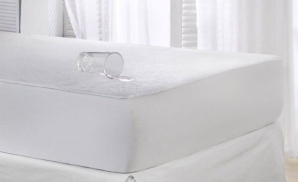 لباد سرير كينغ عازل للماء 200x180 سم