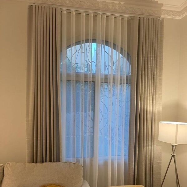 ستائر ويفي خطين بلاك اوت و شيفون - 300x300 سم - اوف وايت