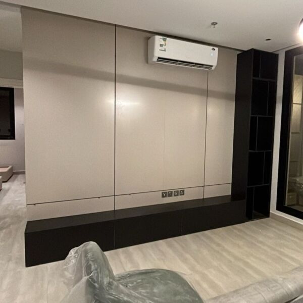 تفصيل طاولة تلفاز خشب تايلندي MDF بالمتر المربع