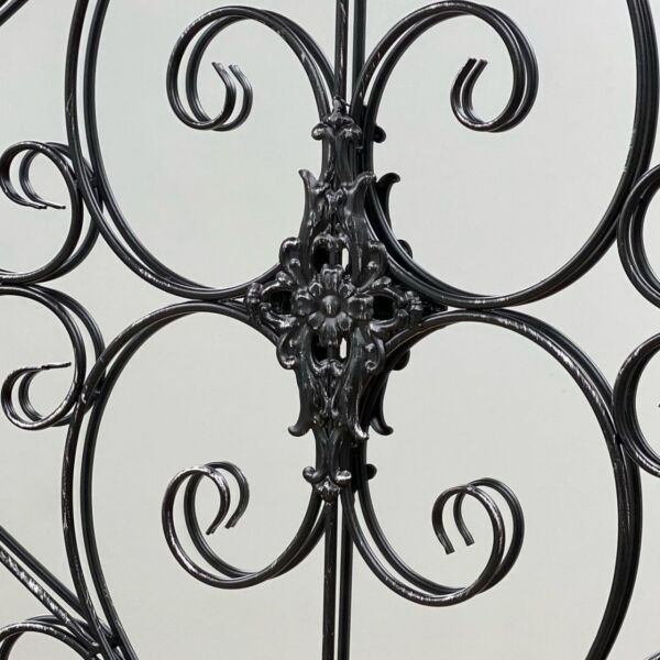 مرآة حائط خشب شكل نافذة سانا