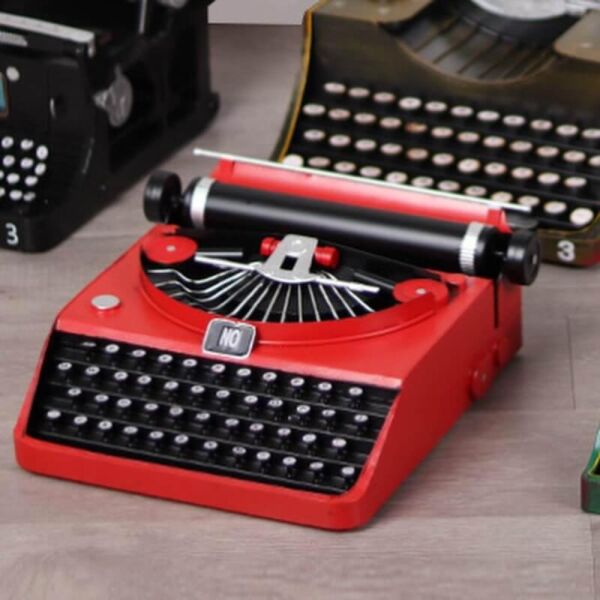 تحفة الة كاتبة حديد انتيكا