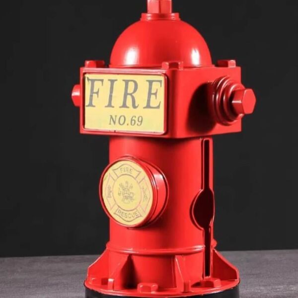 علبة مناديل شكل طرمبة اطفاء