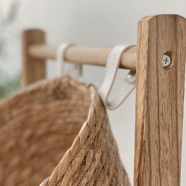 ستاند خشبي بسلال خوص رينو