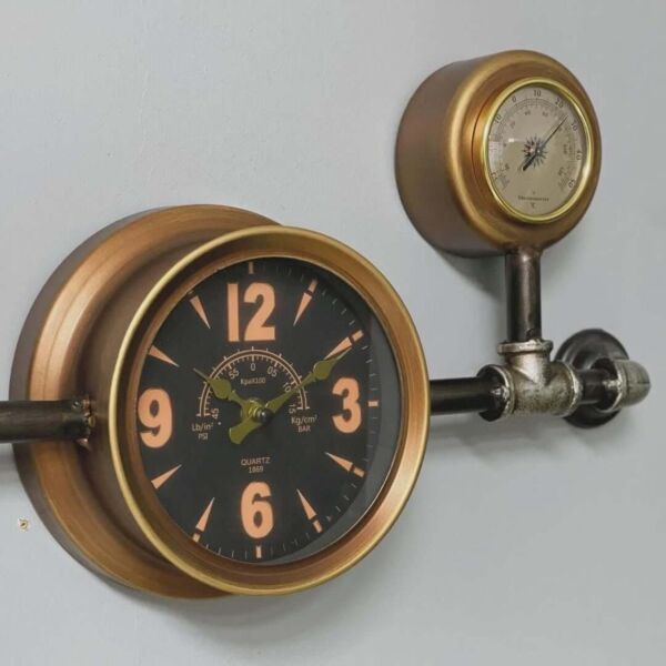 ساعة جدارية فينتالا