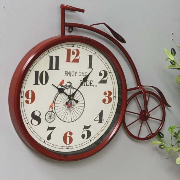 ساعة جدارية شكل دراجة فينتا