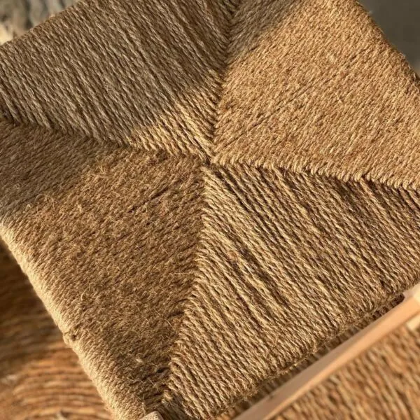 مقعد خشب حبال خيش